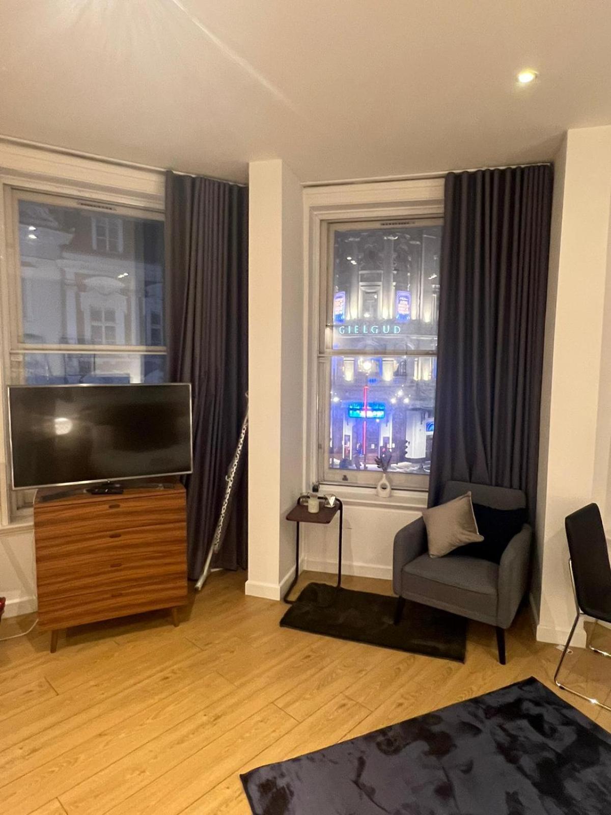 Tranquil 1 Bedroom Retreat In Piccadilly Vr4 Londres Extérieur photo
